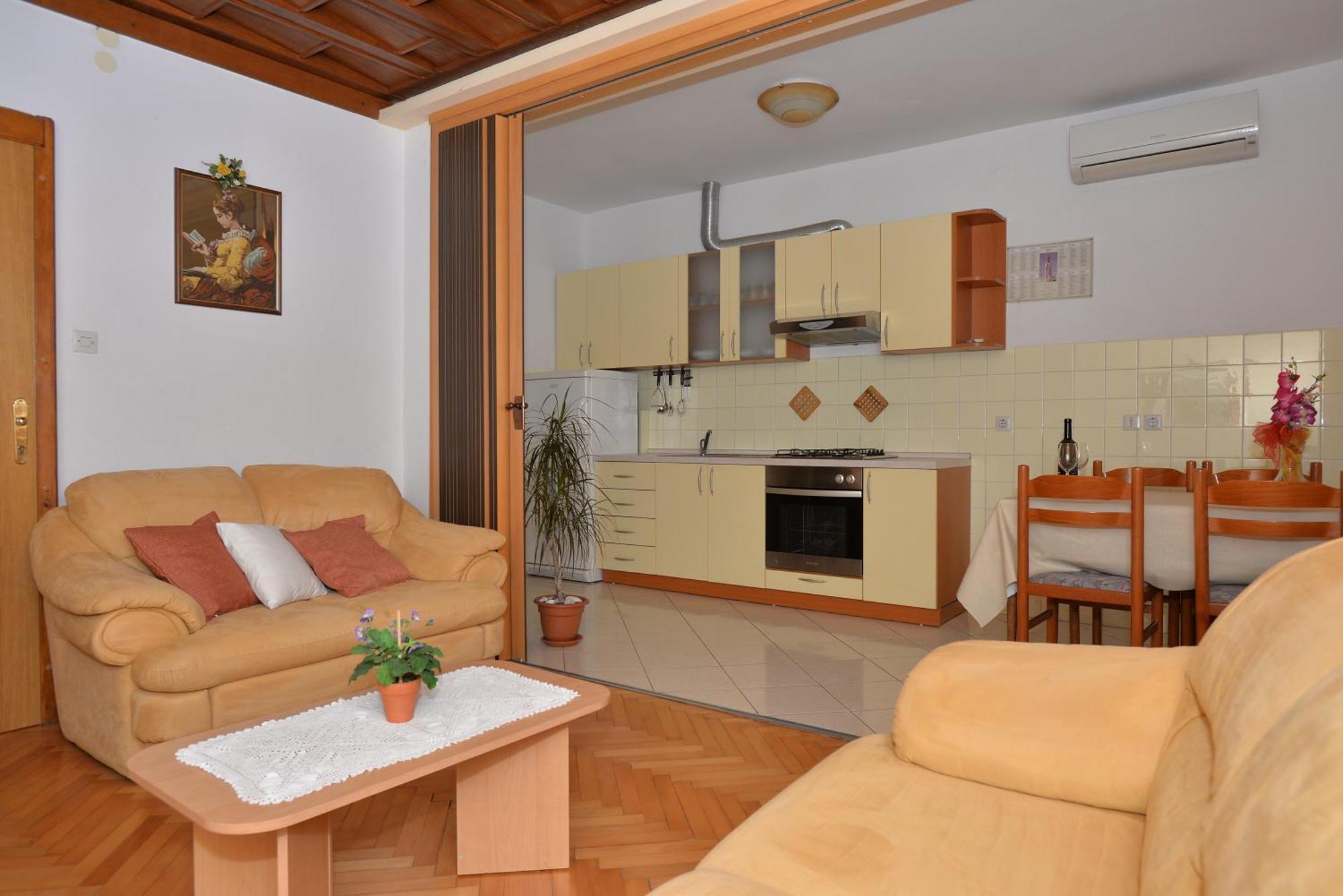 Apartment Vesna *
